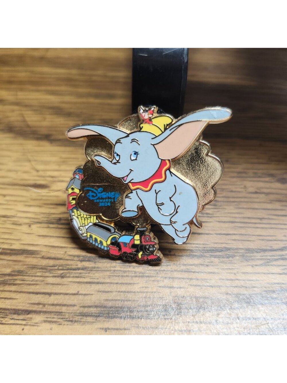 Disney Rewards 2024 Dumbo Limited Release Pin Exclusive Collectible